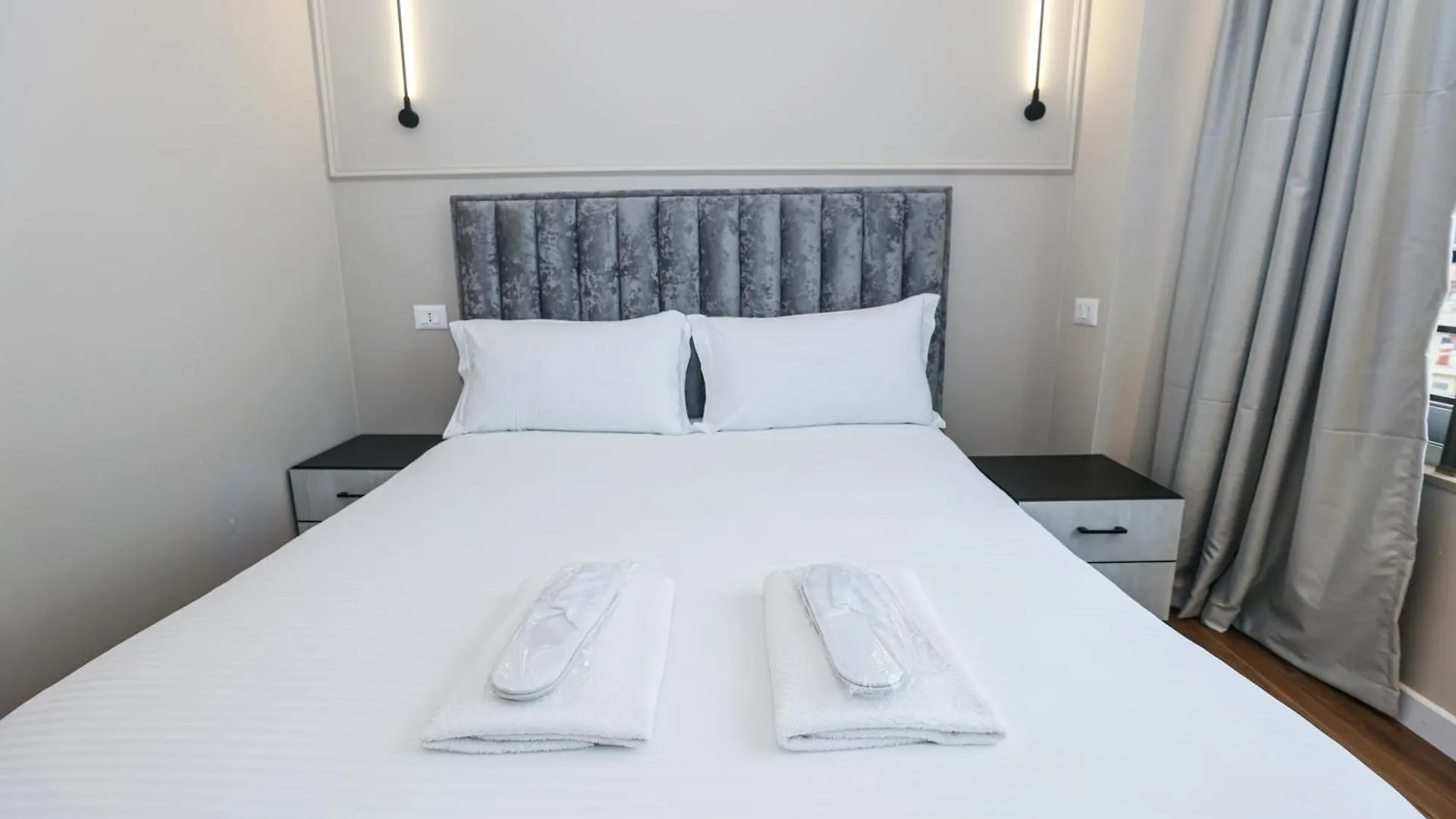Miku Apartment -Charming One Bedroom At Komuna E Parisit Tirana Albania